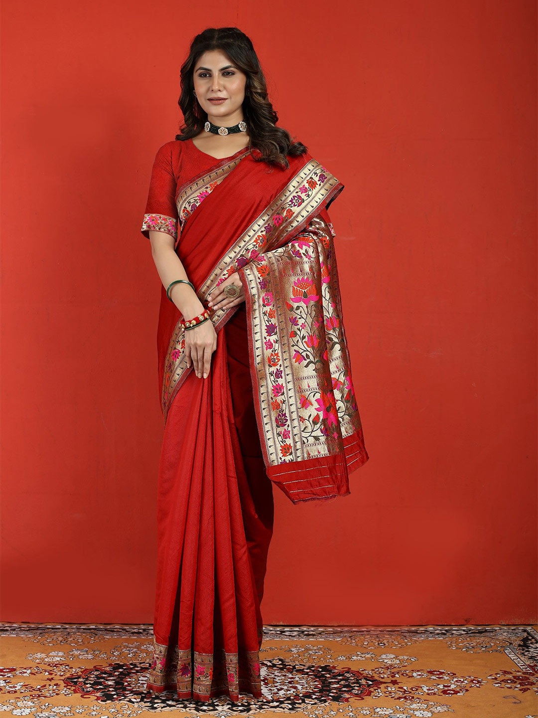 

LeeliPeeri Designer Zari Silk Blend Designer Paithani Saree, Red
