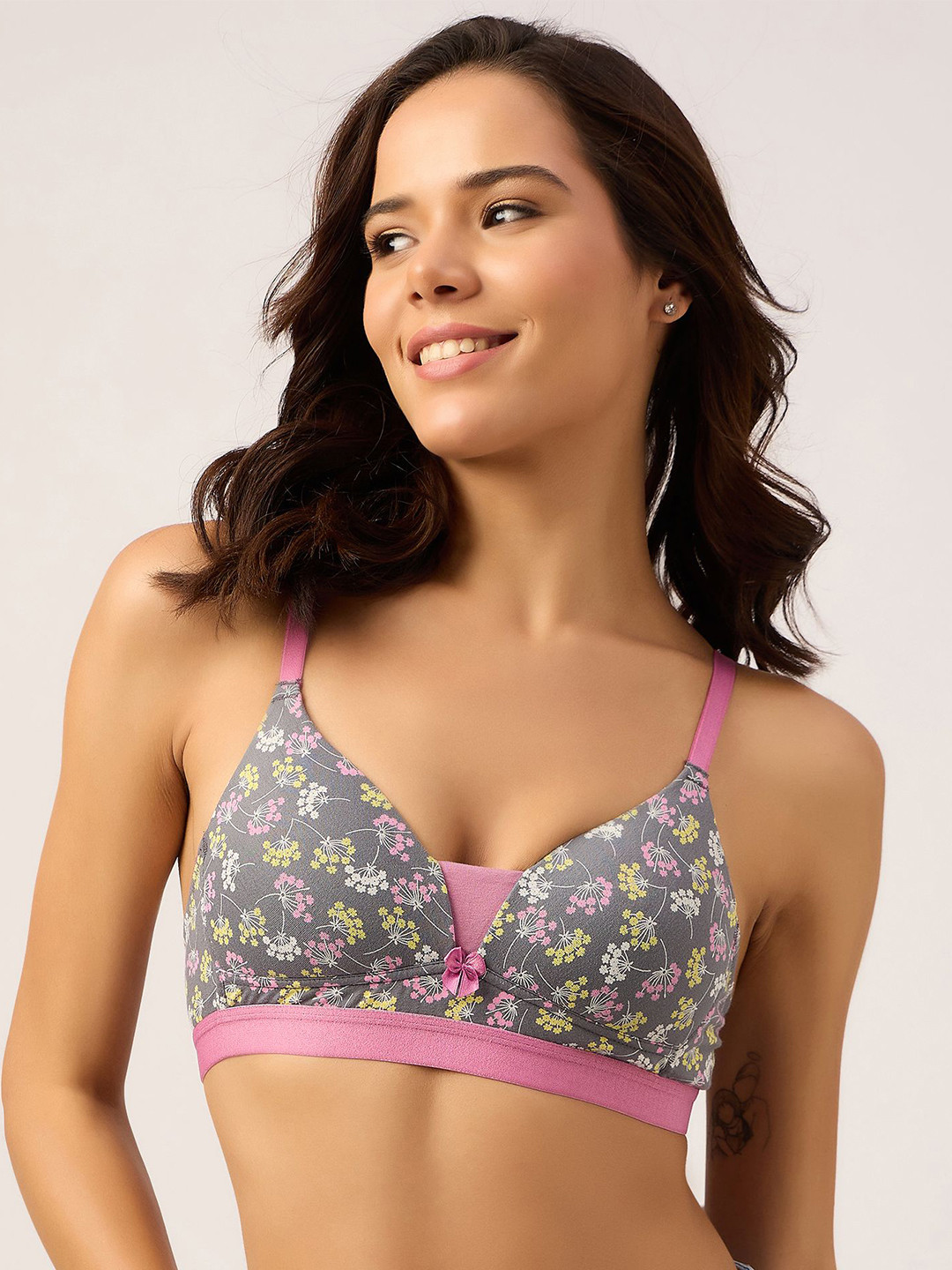 

DressBerry Women Floral Non-Wired Medium Coverage Lightly Padded Bra, Grey