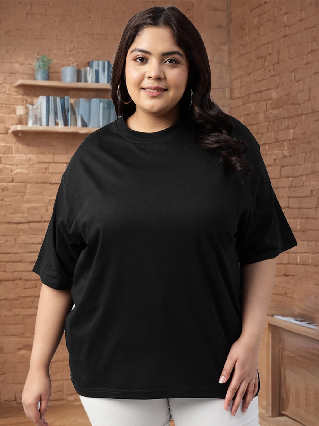 

JUNEBERRY Women Solid Round Neck Pure Cotton Plus Size Oversized Tshirt, Black
