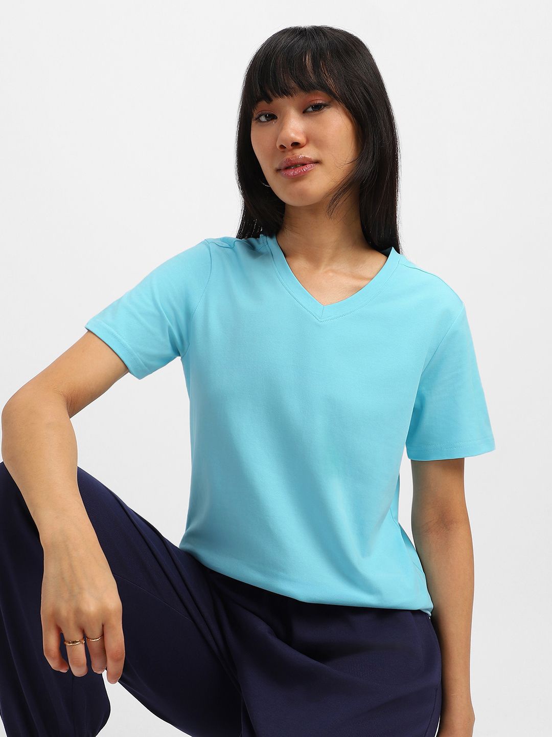 

JUNEBERRY Women Solid V-Neck Cotton Tshirt, Blue