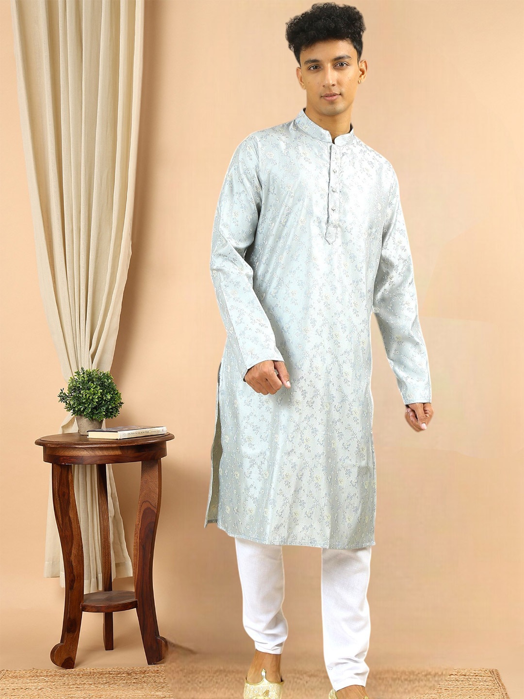 

TATTVA Floral Woven Design Mandarin Collar Regular Kurta with Pyjamas, Blue