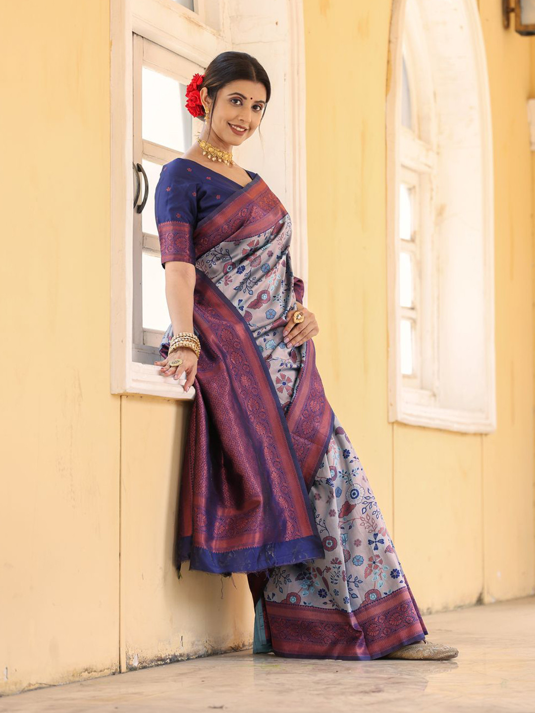 

COSBILA FASHION Woven Design Zari Banarasi Saree, Navy blue