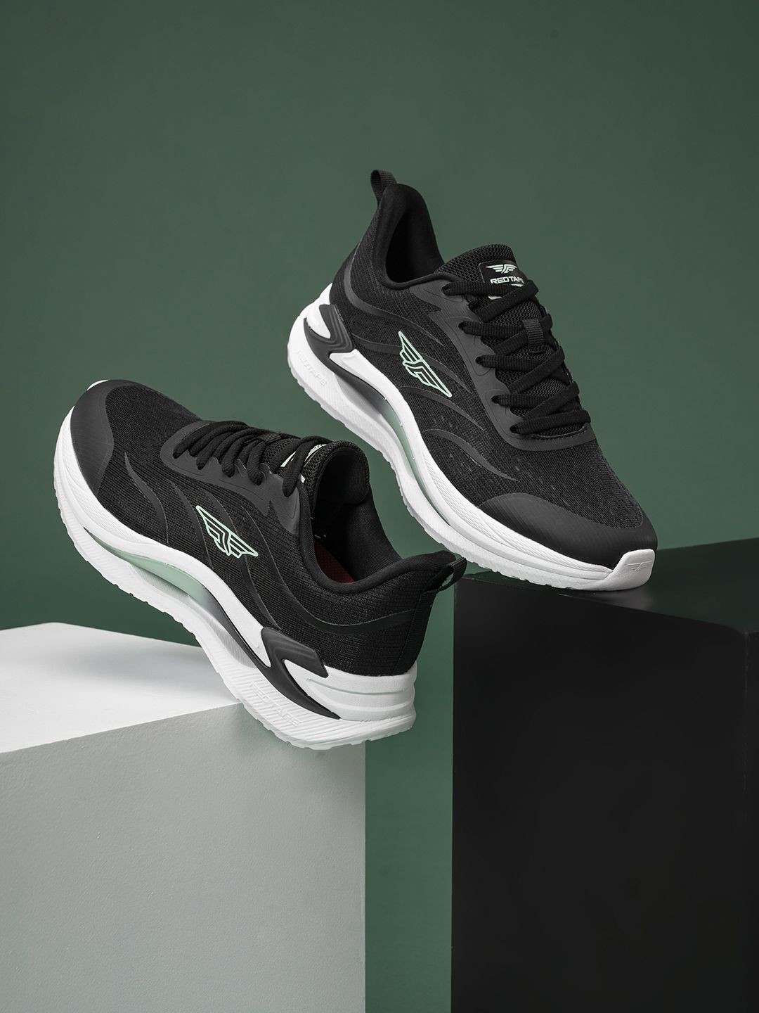 

Red Tape Women Mesh Walking Shoes, Black