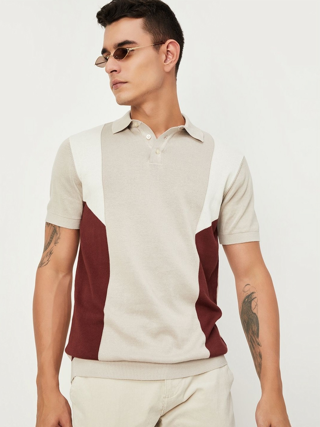 

max Men Colourblocked Henley Neck Pockets T-shirt, Beige