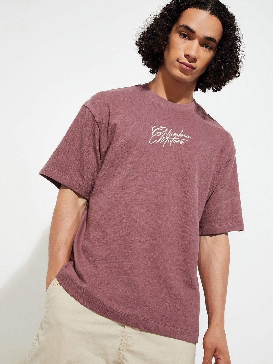 

max URB_N Men Oversized Typographic Printed T-shirt, Pink