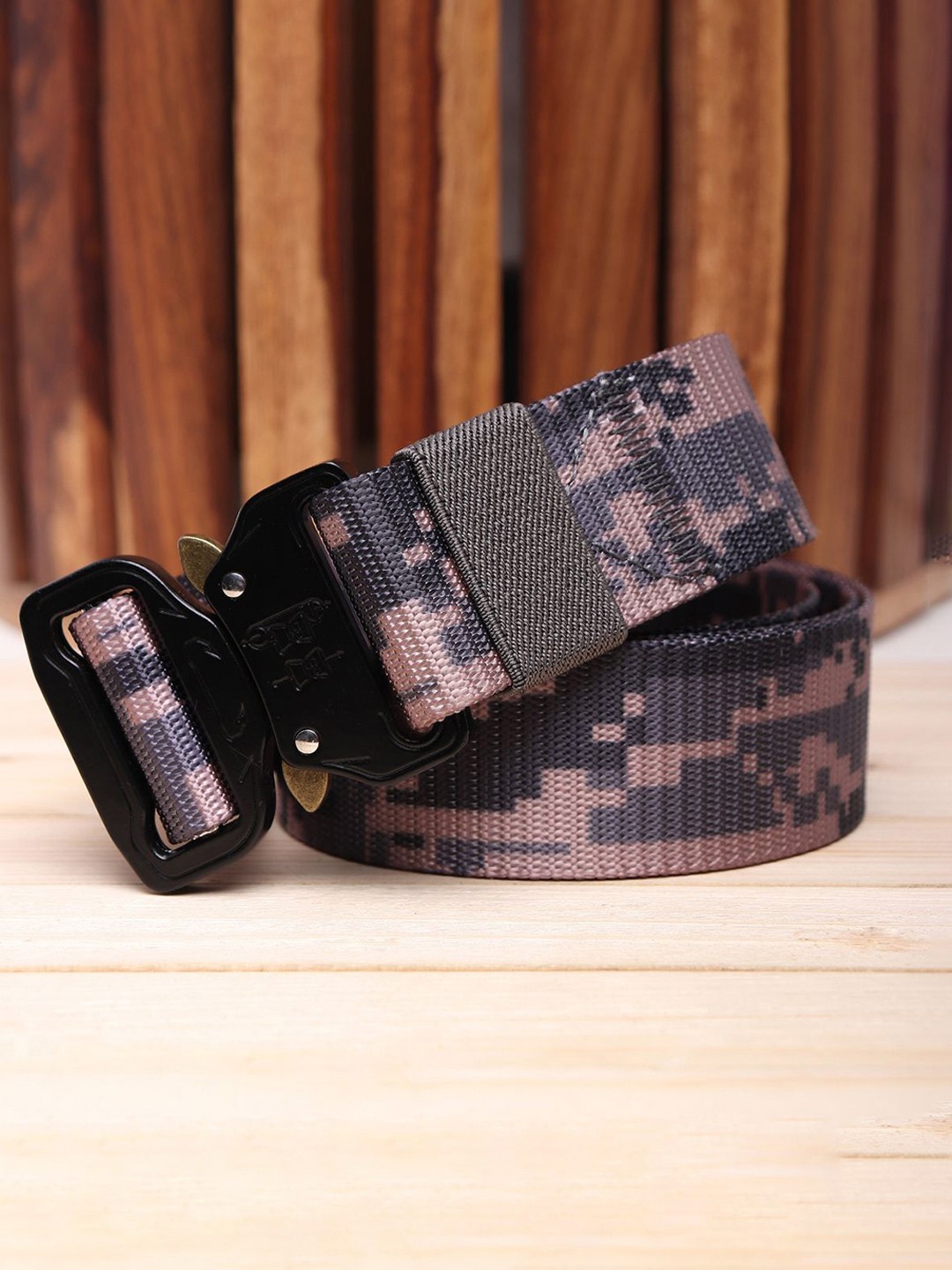 

The Roadster Lifestyle Co Men Canvas Casual Belt, Pink