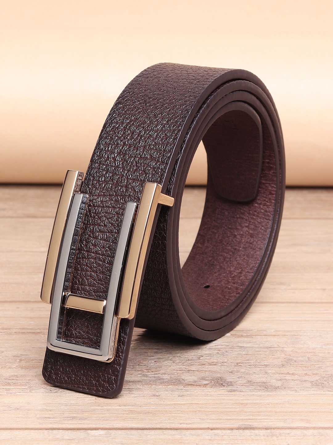 

INVICTUS Men Textured Formal Belt, Brown