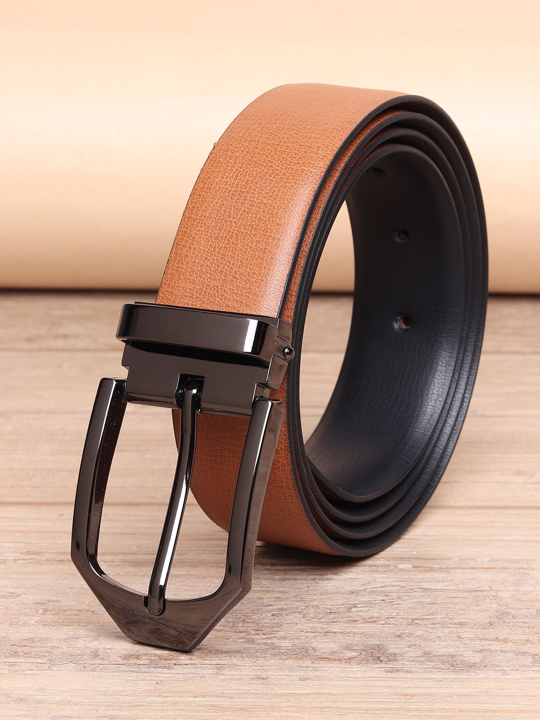 

INVICTUS Men Textured Tang Closure Belt, Tan