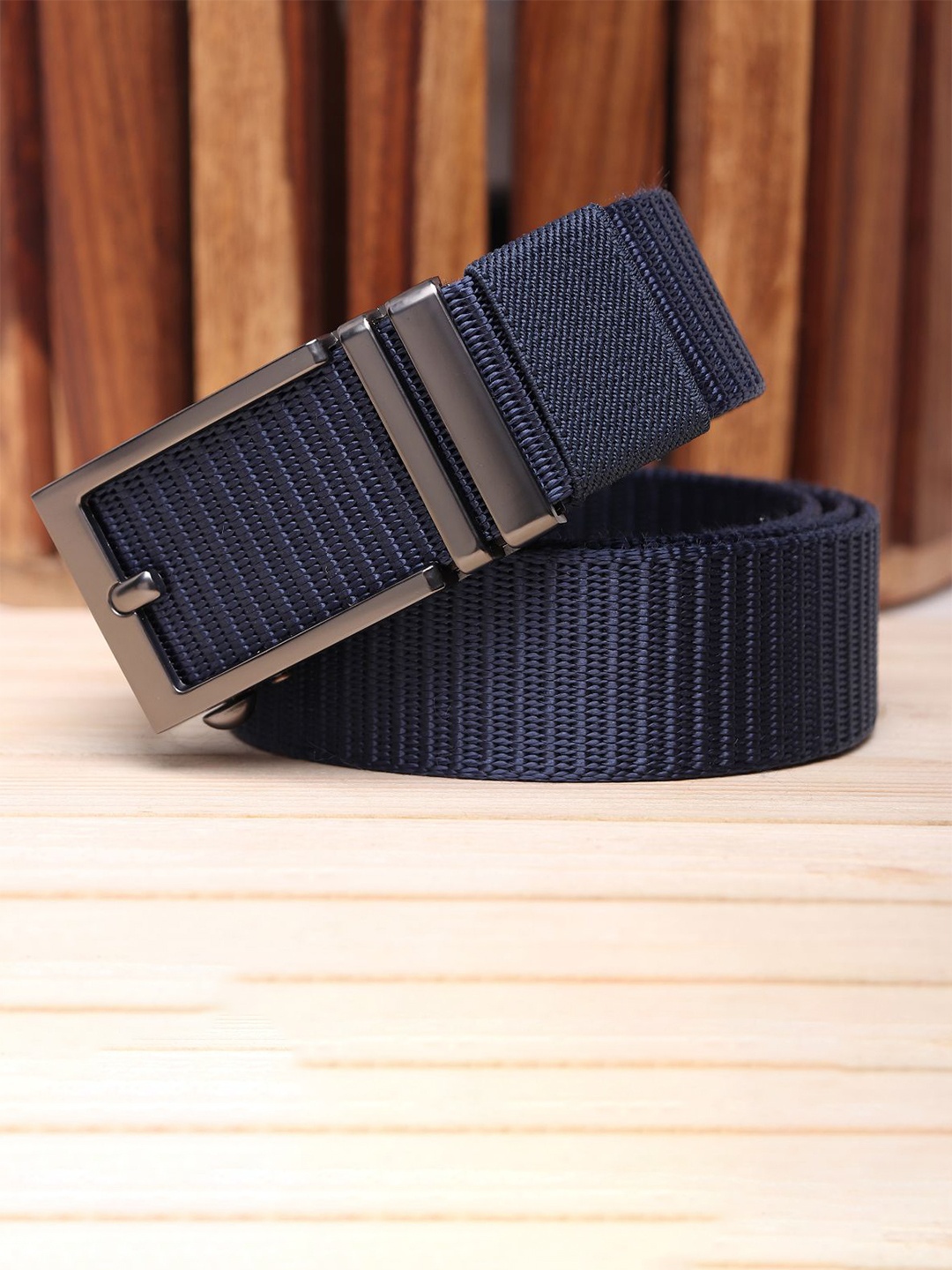 

INVICTUS Men Textured Tang Closure Belt, Blue