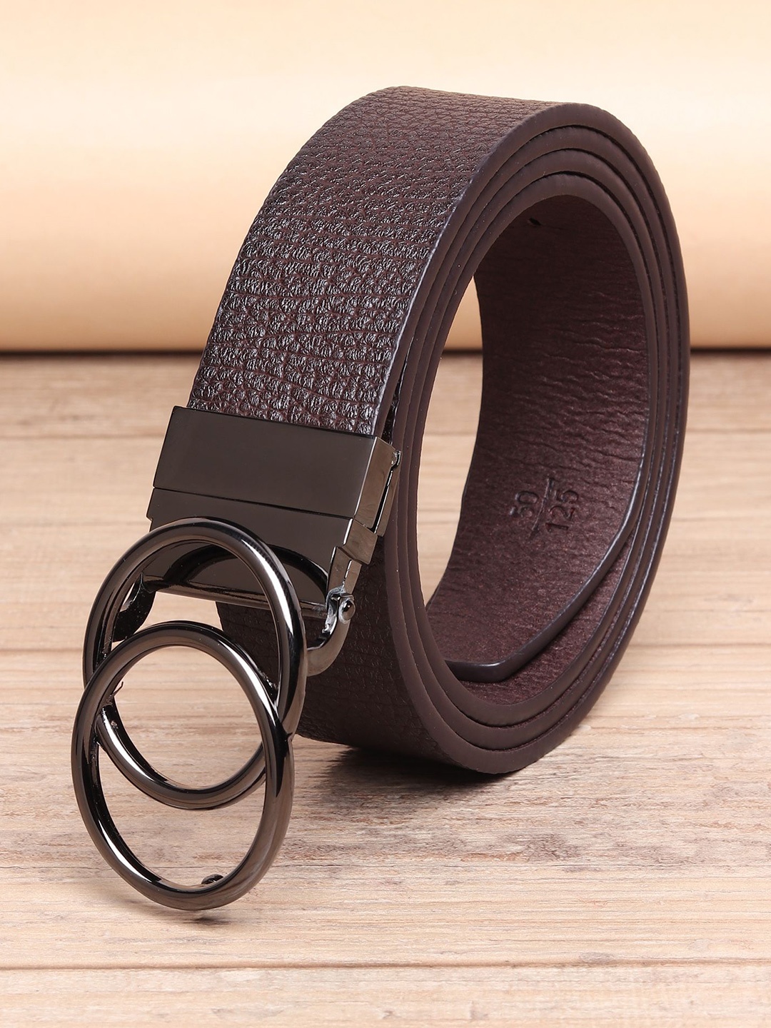 

INVICTUS Men Textured Formal Belt, Brown