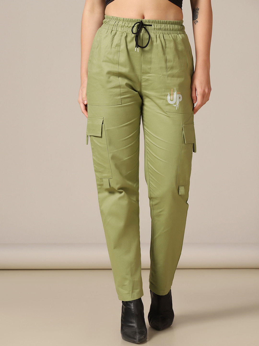 

TAGDO Women Mid-Rise Cotton Slim Fit Cargos, Green