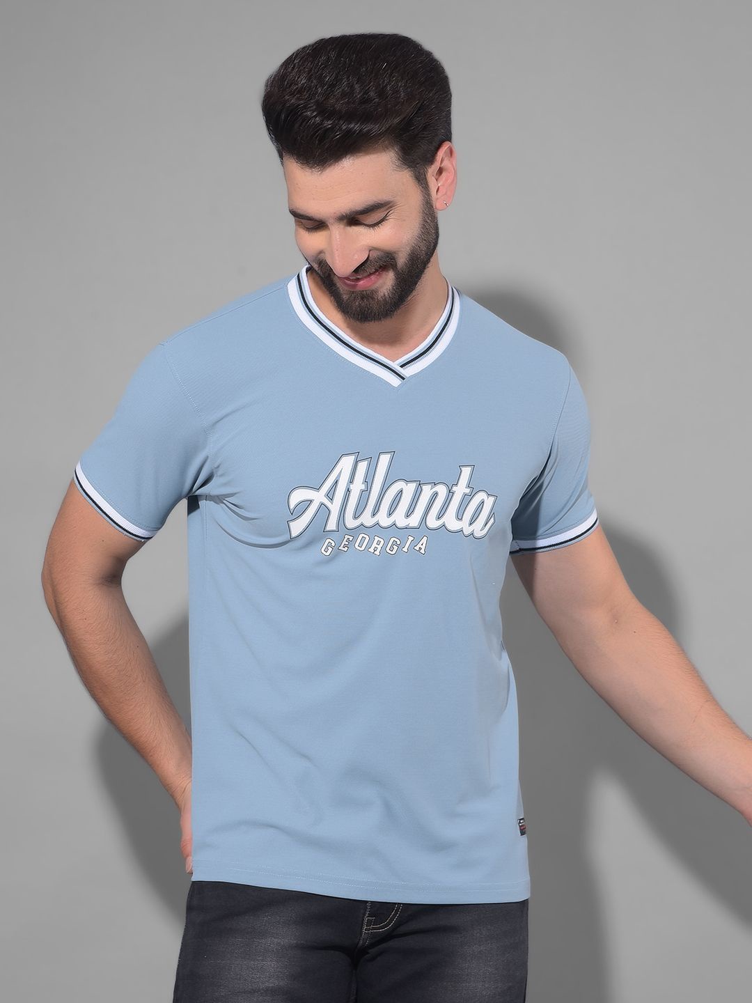 

COBB Men V-Neck Raw Edge T-shirt, Blue