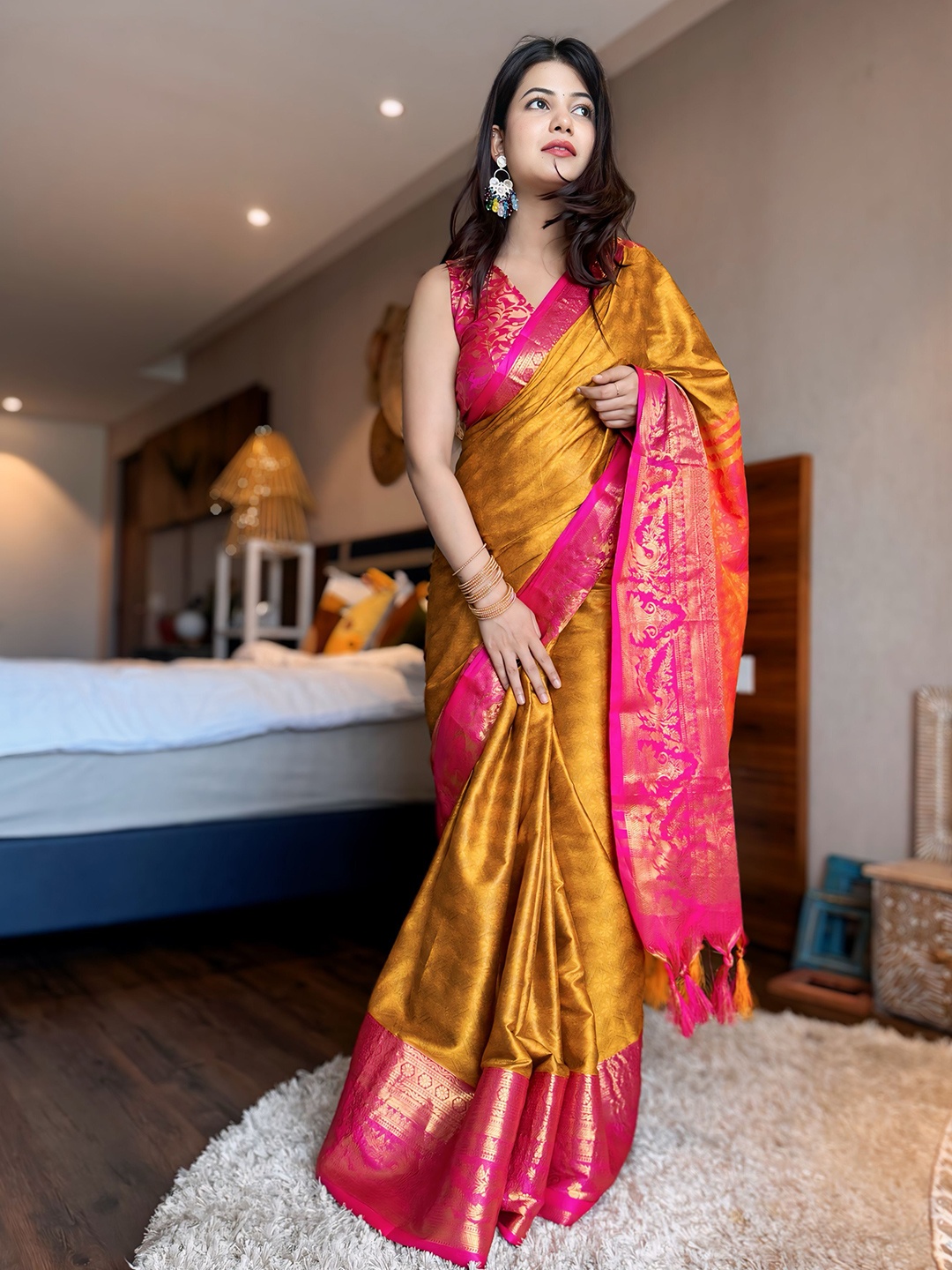 

KALINI Zari Woven Tassel Saree, Gold