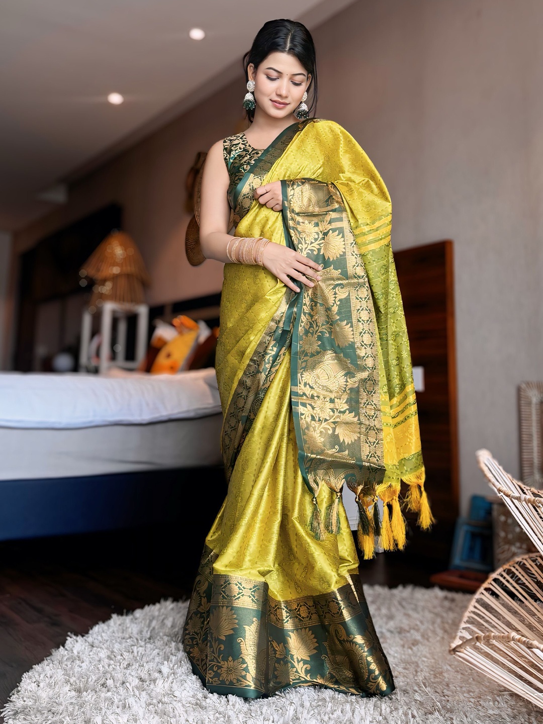 

KALINI Zari Woven Tassel Saree, Lime green