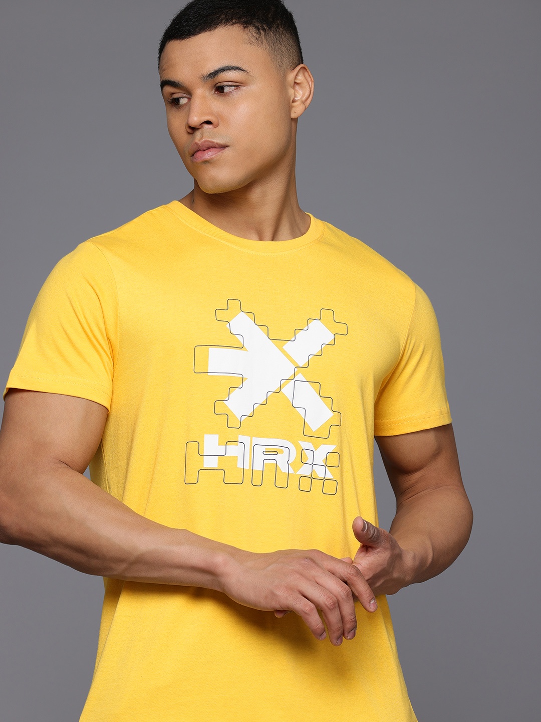 

HRX by Hrithik Roshan Regular Fit Printed T-Shirt, Yellow