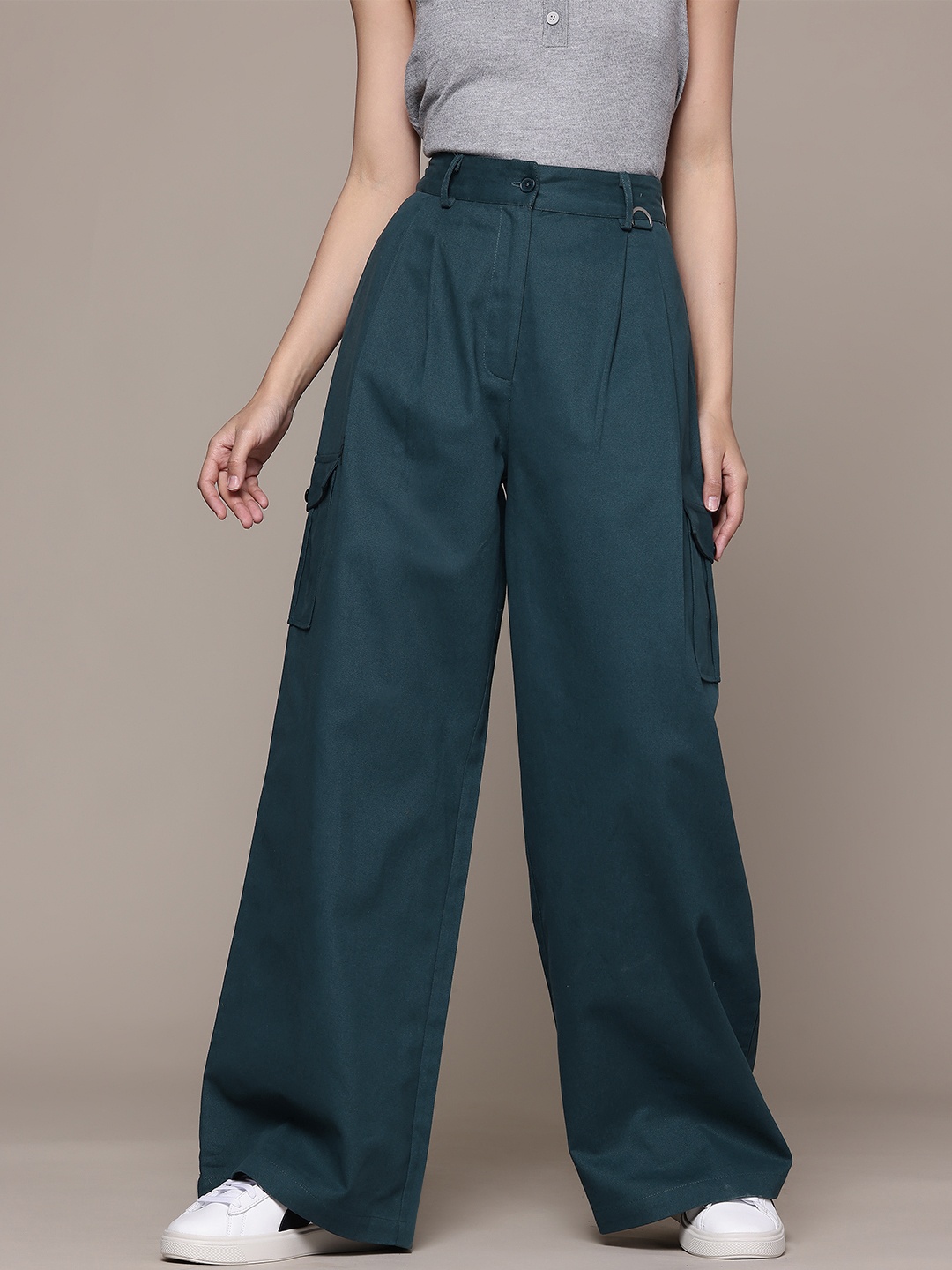 

The Roadster Lifestyle Co. Women Pure Cotton Pleated Cargos Trousers, Teal