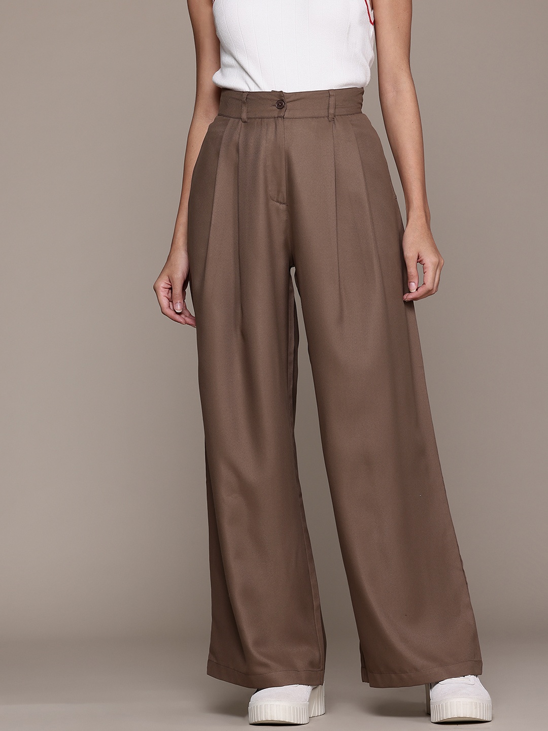 

The Roadster Lifestyle Co. Women Pleated Parallel Trousers, Brown