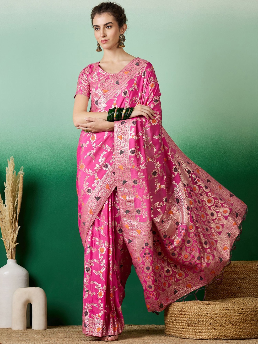 

MAHALASA Ethnic Motif Zari Woven Kanjeevaram Saree, Pink