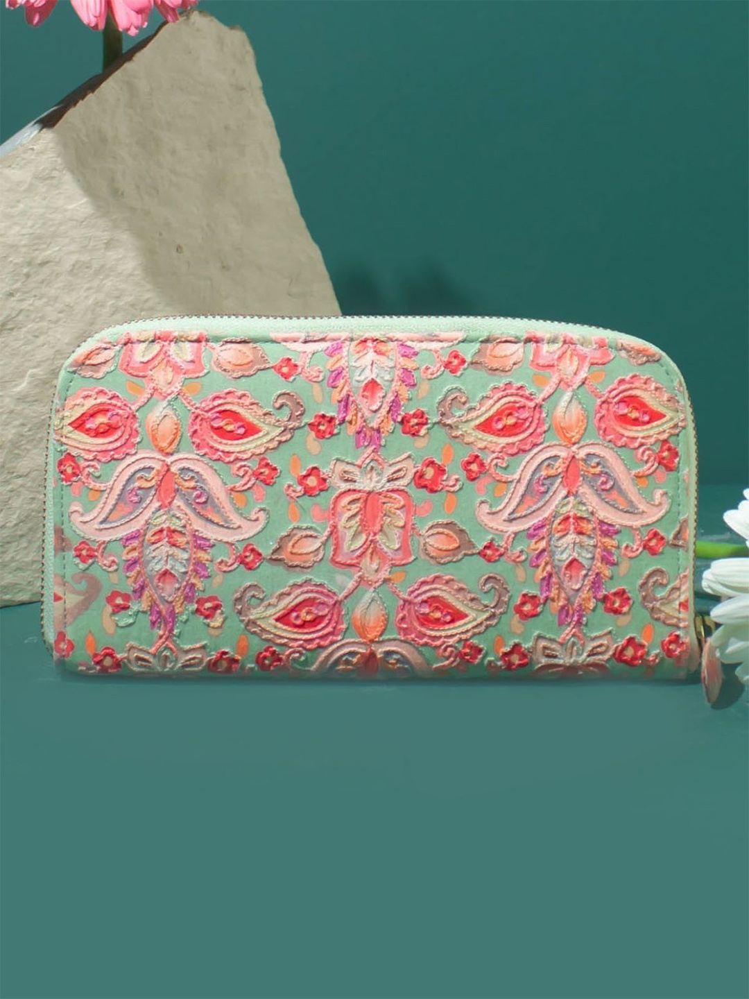 

AMYRA Women Woven Design Floral Embroidered Zip Closure Wallet, Green