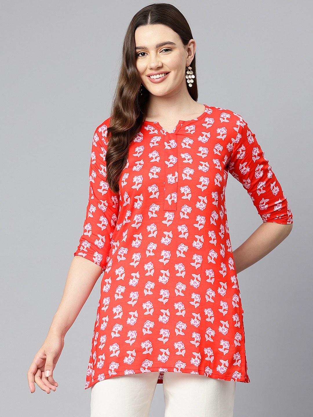 

One Femme Floral Printed Kurti, Red