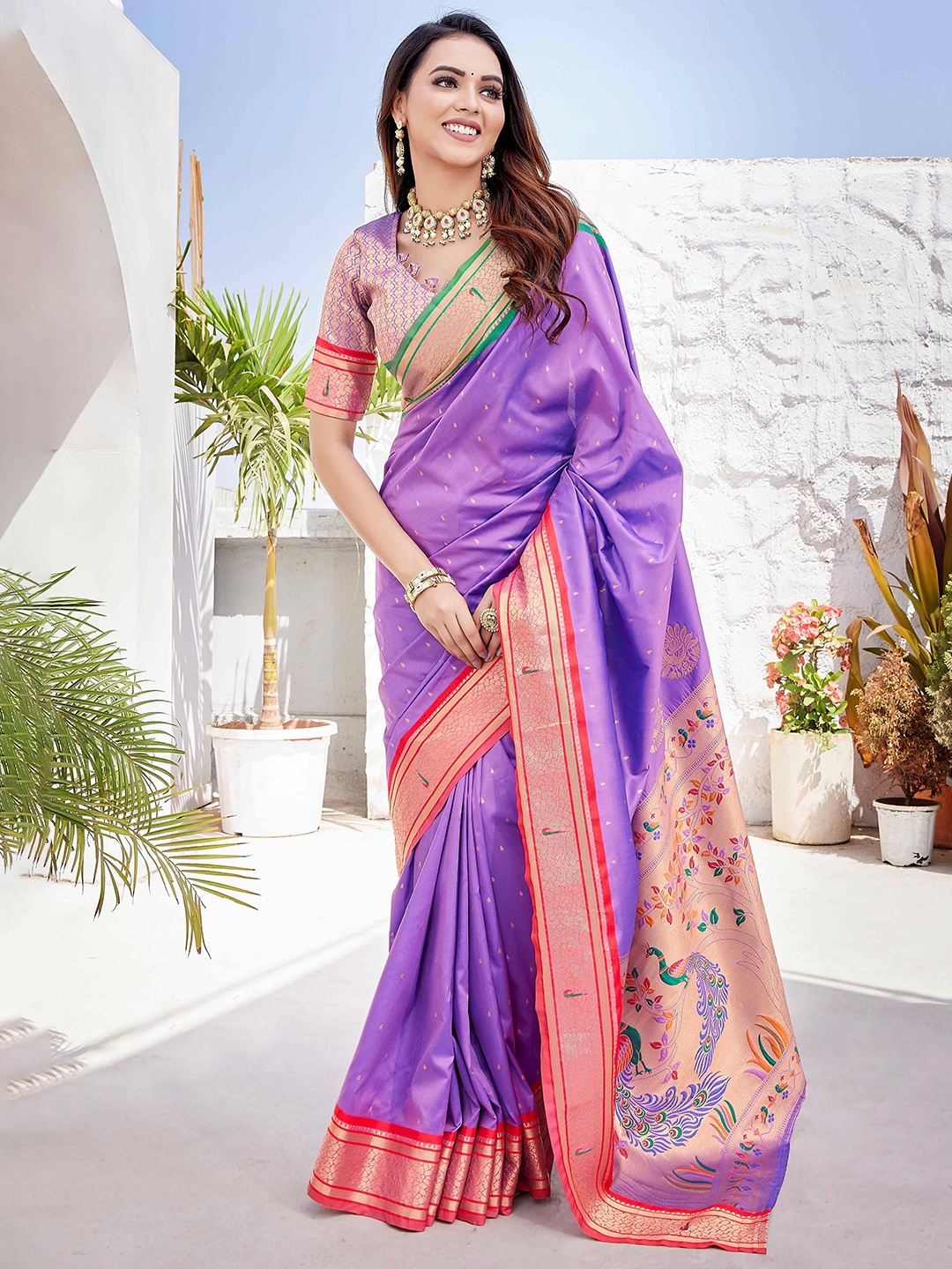 

HEER FASHION Ethnic Motif Zari Woven Paithani Saree, Lavender