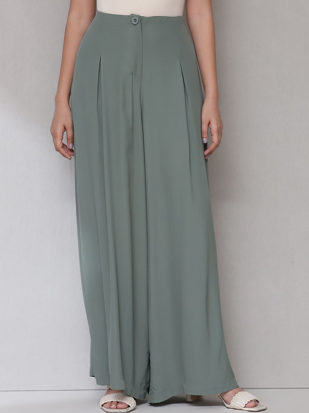 

aarke Ritu Kumar Flared High-Rise Parallel Trousers, Green