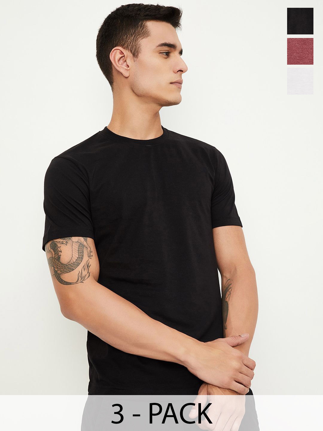 

Max Pack of 3 Men Solid T-shirt, Black