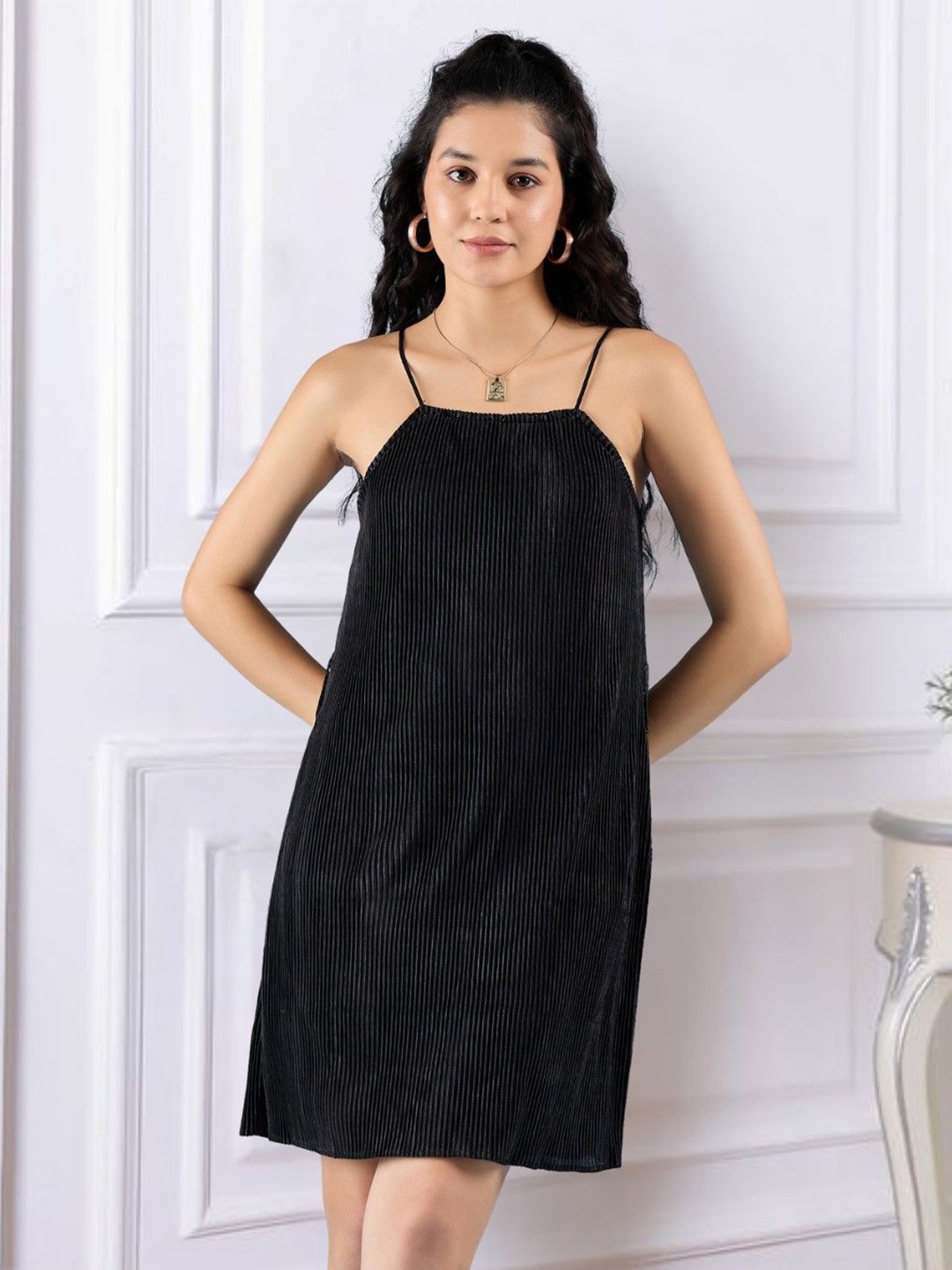 

DressBerry Solid Wrinkle Design A-Line Dress, Black