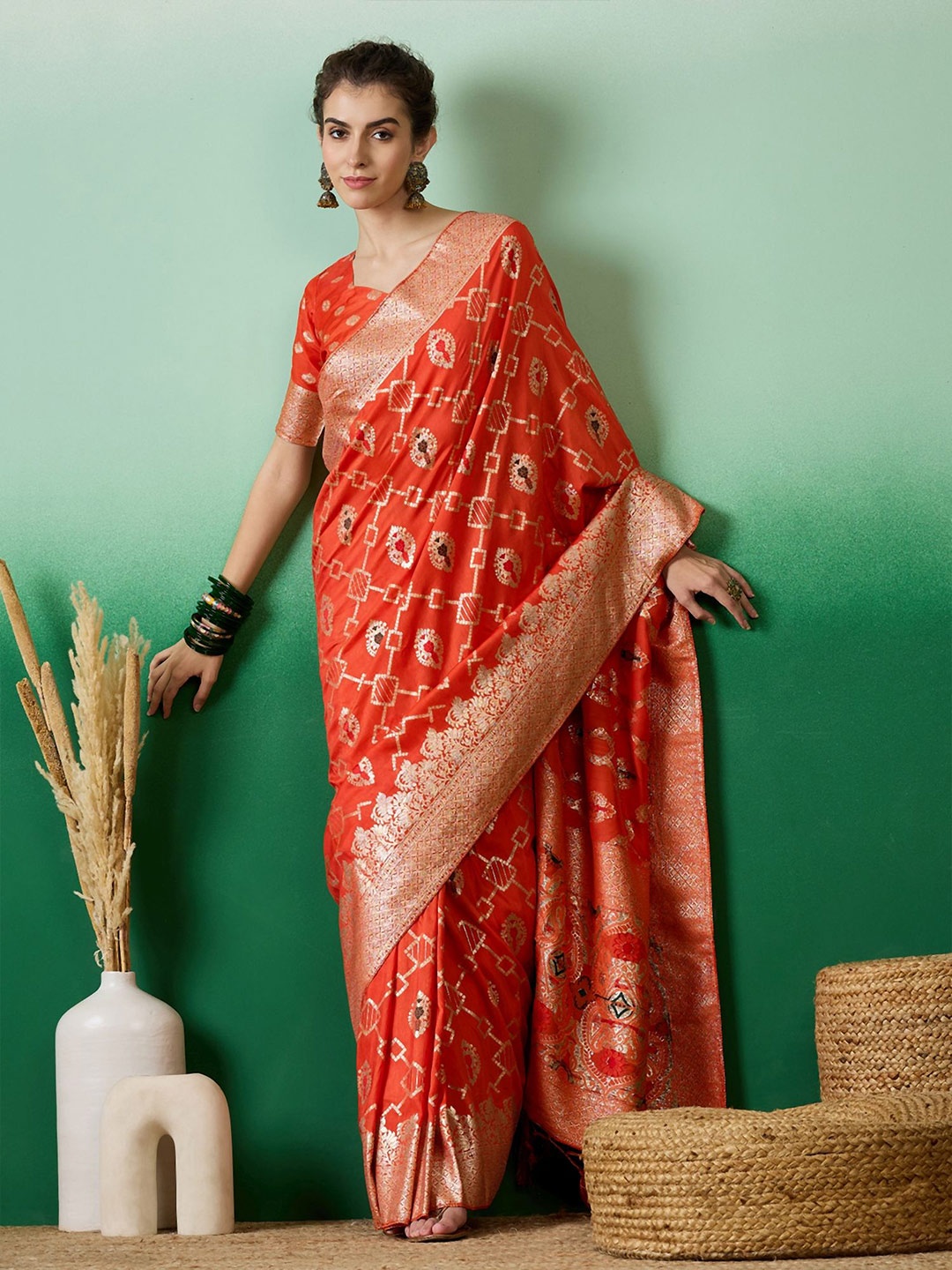 

MAHALASA Ethnic Motif Zari Woven Kanjeevaram Saree, Orange