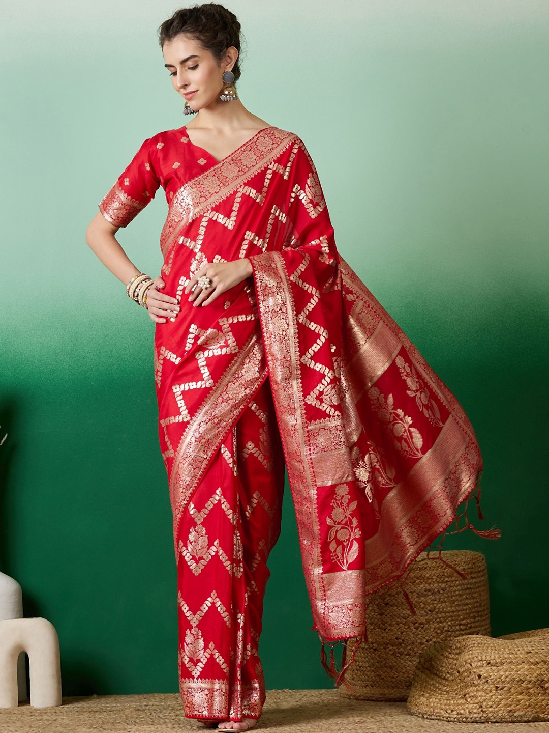 

MAHALASA Ethnic Motifs Zari Kanjeevaram Saree, Red
