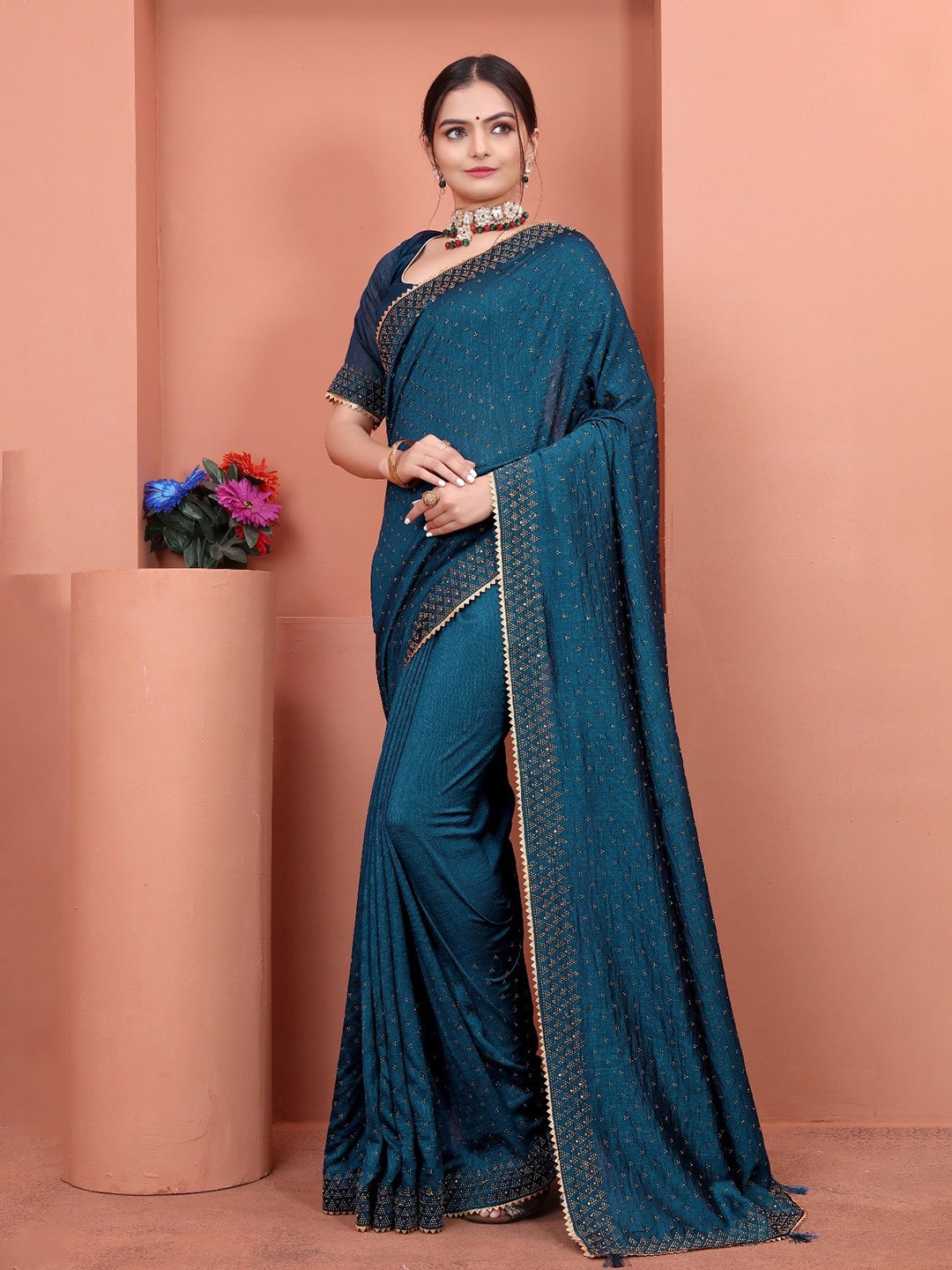 

FEBO FASHION Embellished Beads & Stones Saree, Teal