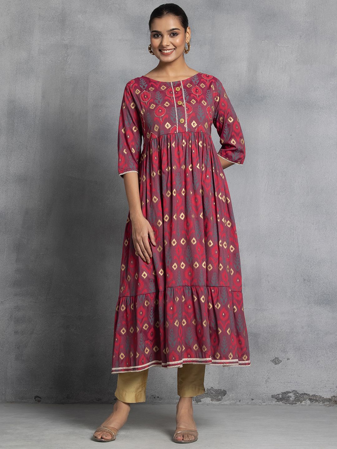 

Rang by Indya Geometric Printed Pleated Sequinned Anarkali Kurta, Maroon