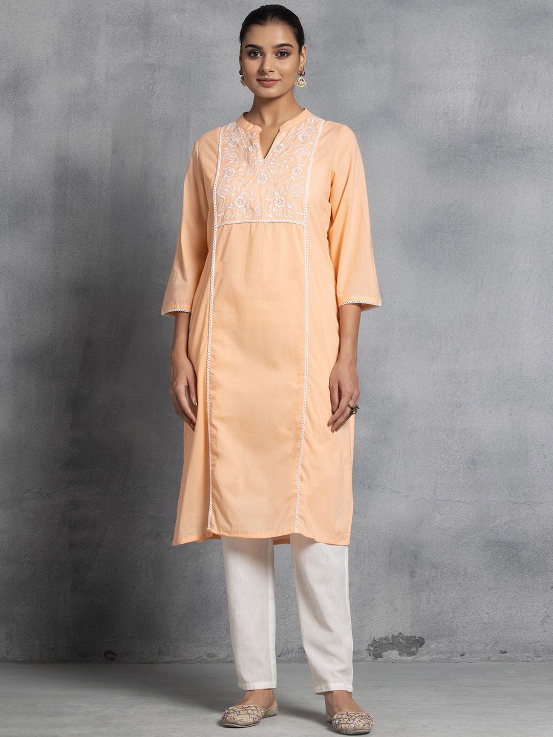 

Rang by Indya Floral Yoke Design Chikankari Mandarin Collar Pure Cotton Straight Kurta, Peach