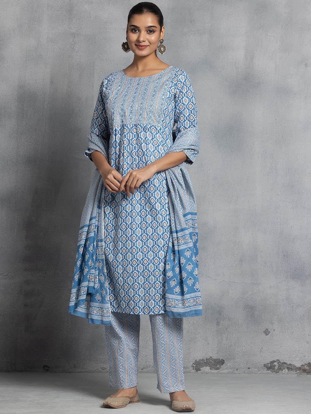 

Rang by Indya Ethnic Motifs Printed Pure Cotton Kurta with Trousers & Dupatta, Blue