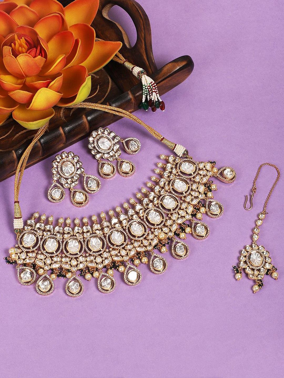 

AURAA TRENDS 22KT Gold-Plated Kundan Stone-Studded Jewellery Set