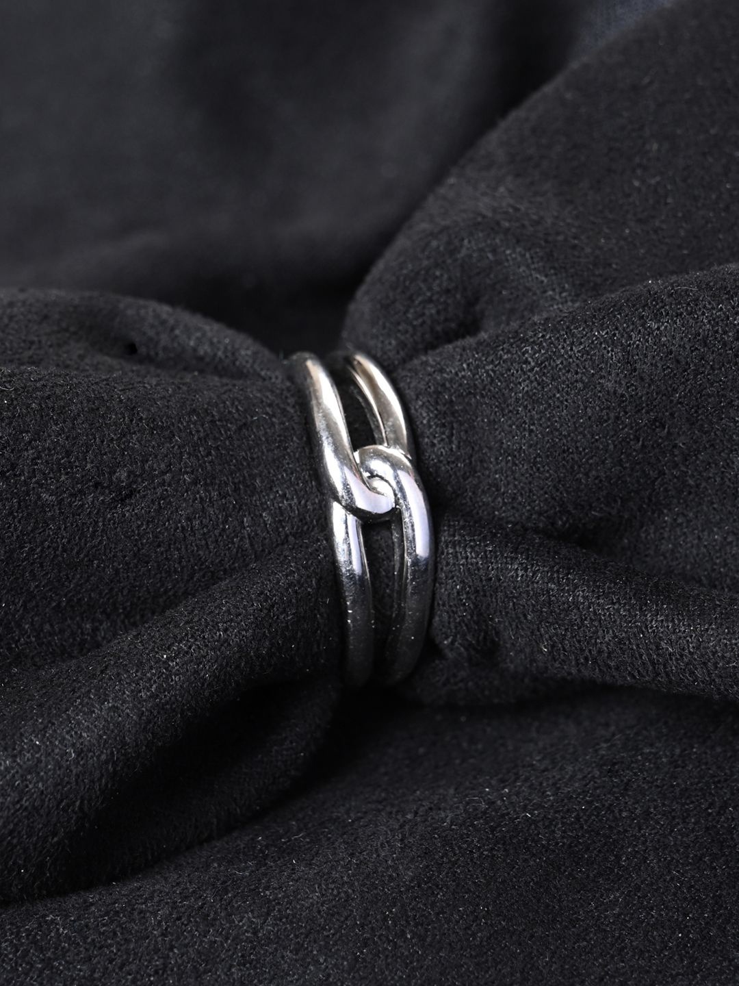 

Clara Men 925 Sterling Silver Platinum-Plated Adjustable Knot Finger Ring