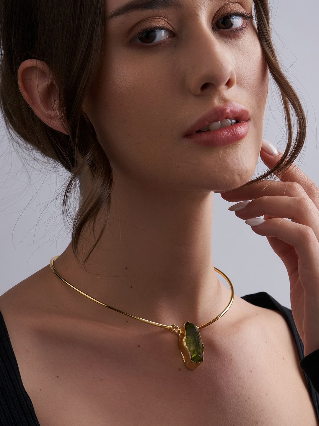 

Niska Gold-Plated Quartz-Studded Jewellery Set