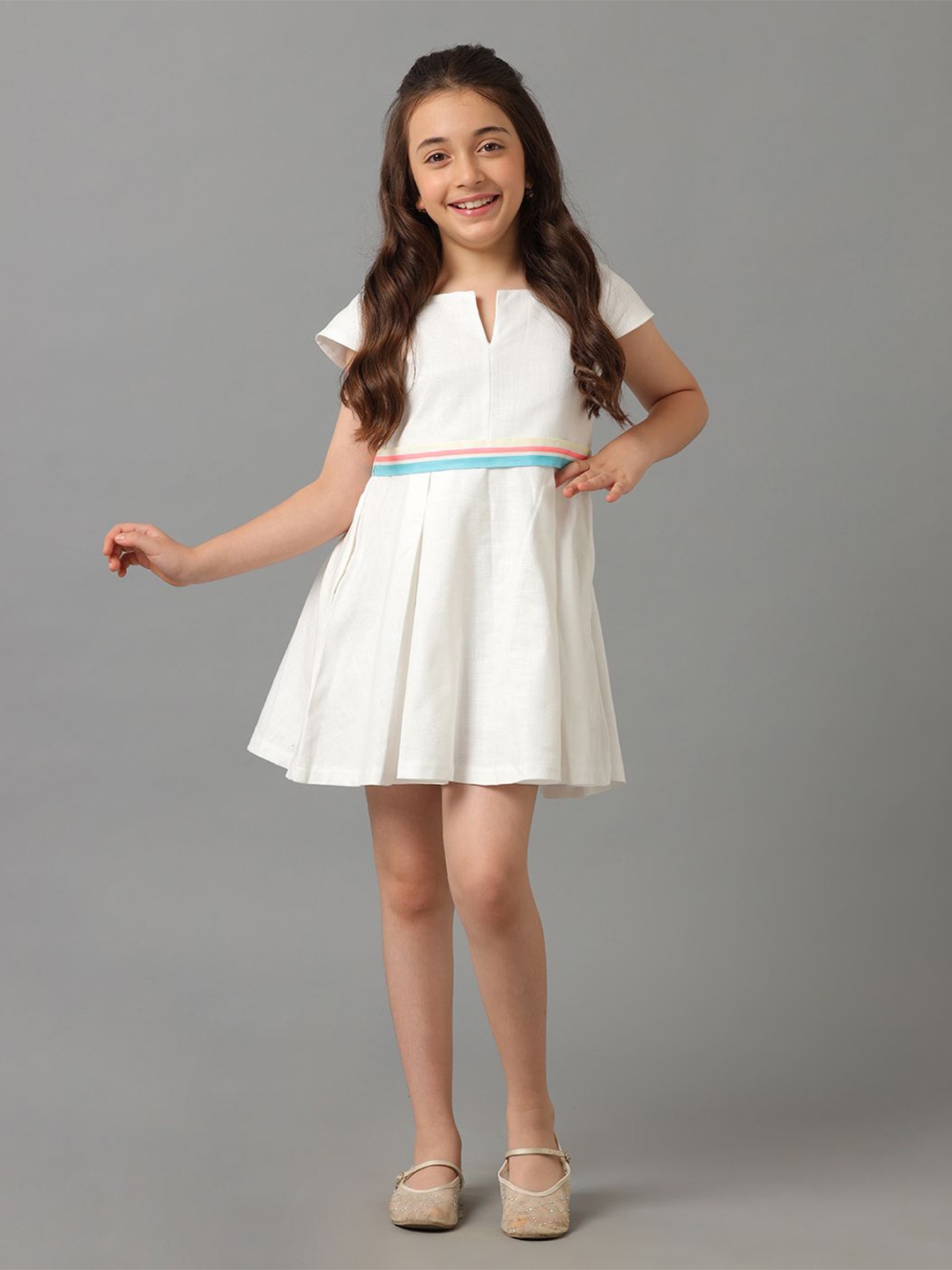 

UNDER FOURTEEN ONLY Girls Notched Square Neck Cotton Fit & Flare Dress, White
