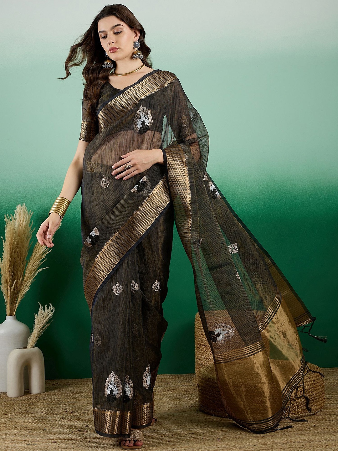 

MAHALASA Ethnic Motif Zari Woven Kanjeevaram Saree, Brown