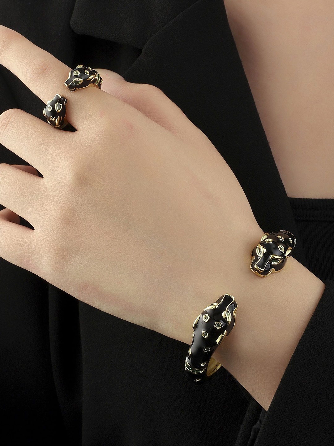 

SALTY Stainless Steel Stone Studded Enameled Jewellery Set, Gold