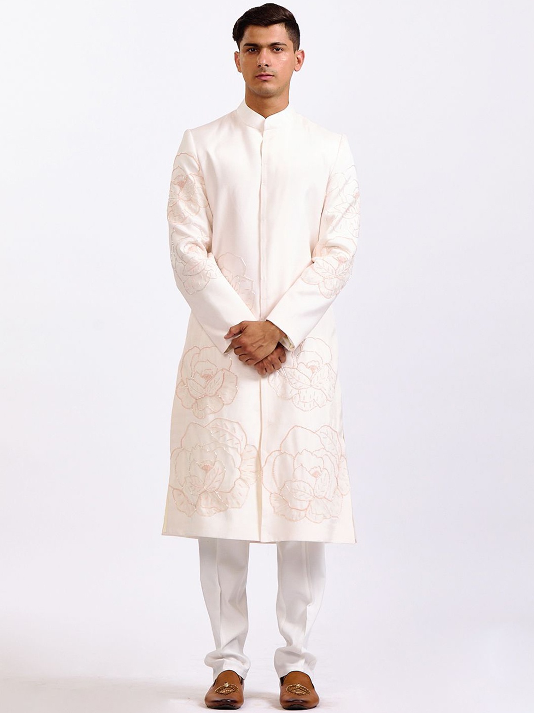 

Agrajain Embellished Sherwani Set, Pink
