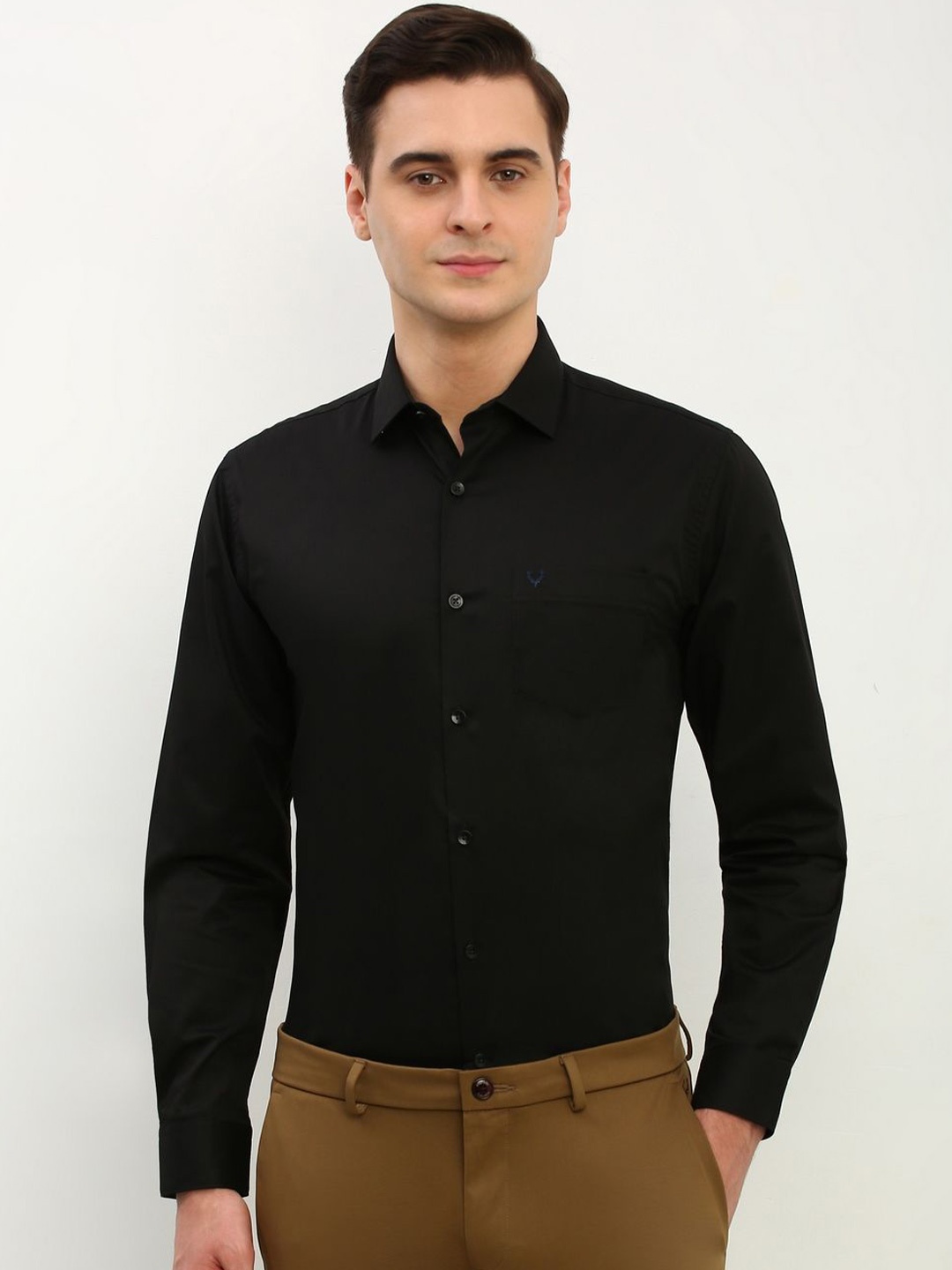 

Allen Solly Men Slim Fit Solid Pure Cotton Formal Shirt, Black