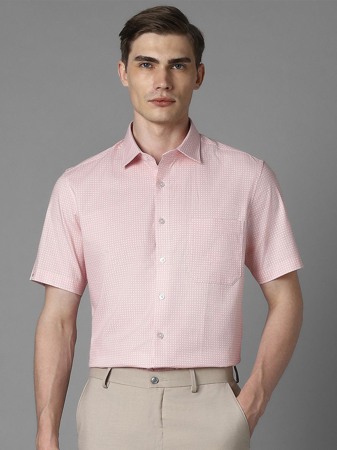 

Louis Philippe Men Spread Collar Micro Ditsy Printed Cotton Slim Fit Formal Shirt, Pink