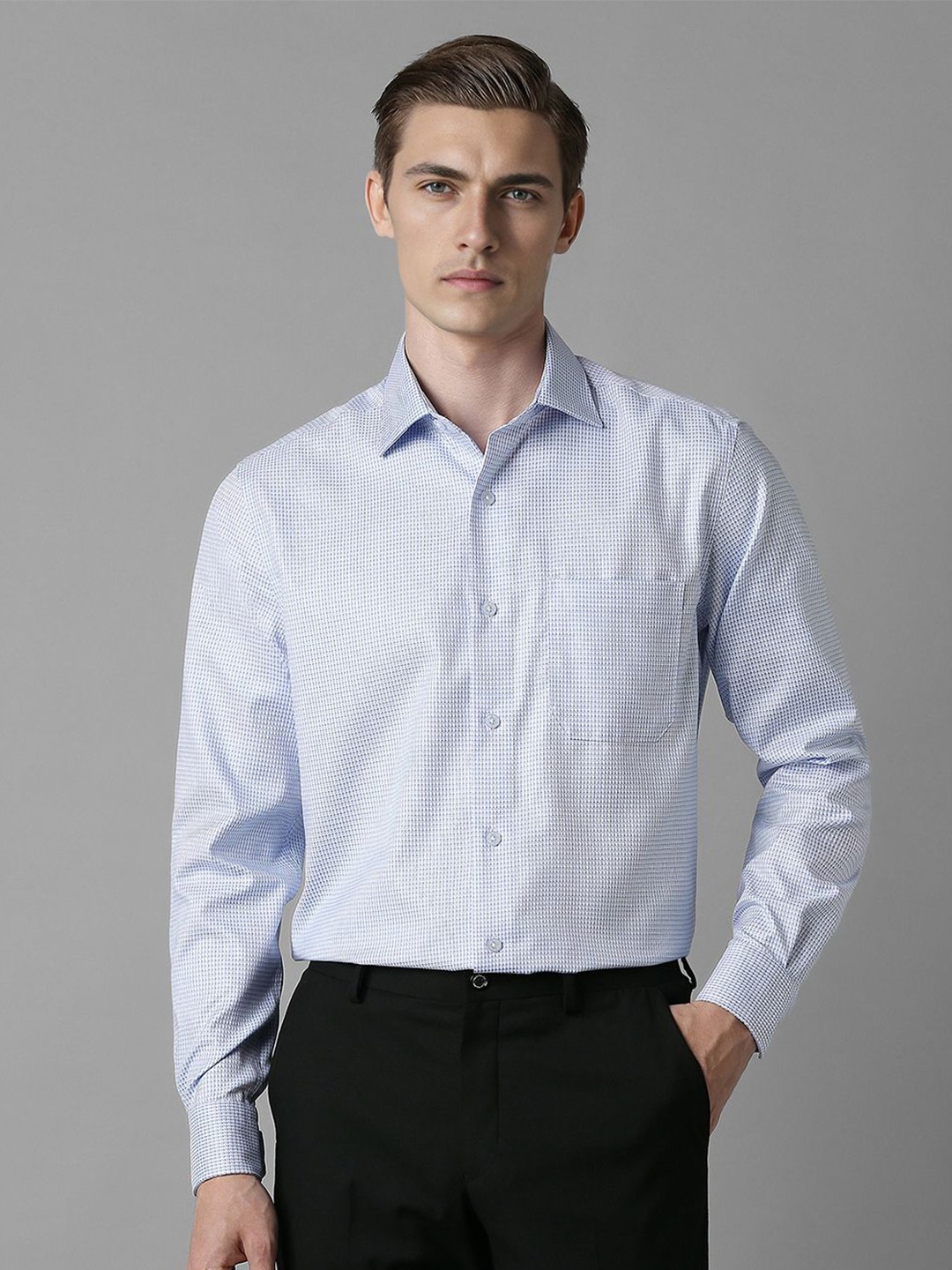 

Louis Philippe Men Spread Collar Textured Cotton Formal Shirt, Blue