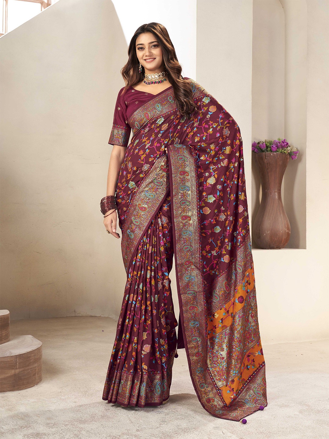 

Ethnielle Ethnic Motif Bagh Saree, Burgundy
