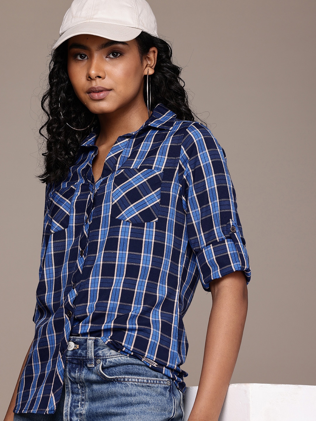 

Roadster Checked Casual Shirt, Blue