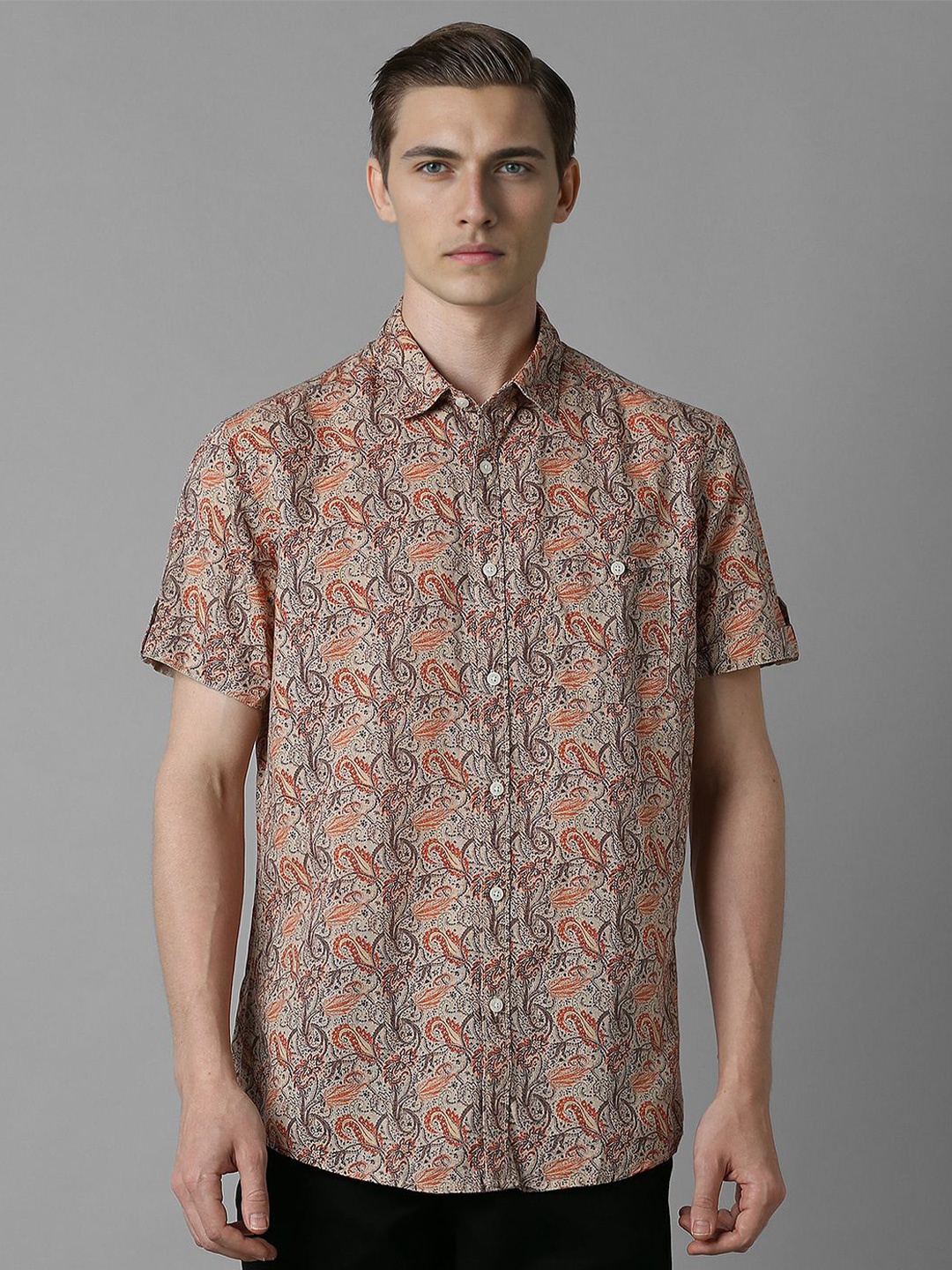 

Louis Philippe Jeans Men Slim Fit Opaque Printed Casual Shirt, Brown