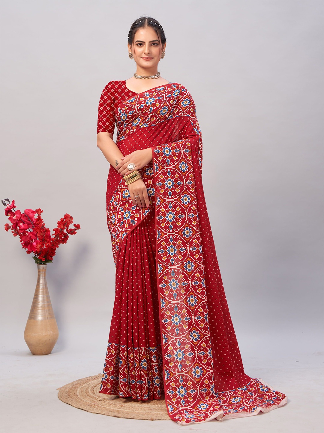 

DIVASTRI Ajrak Block Pure Cotton Saree, Red