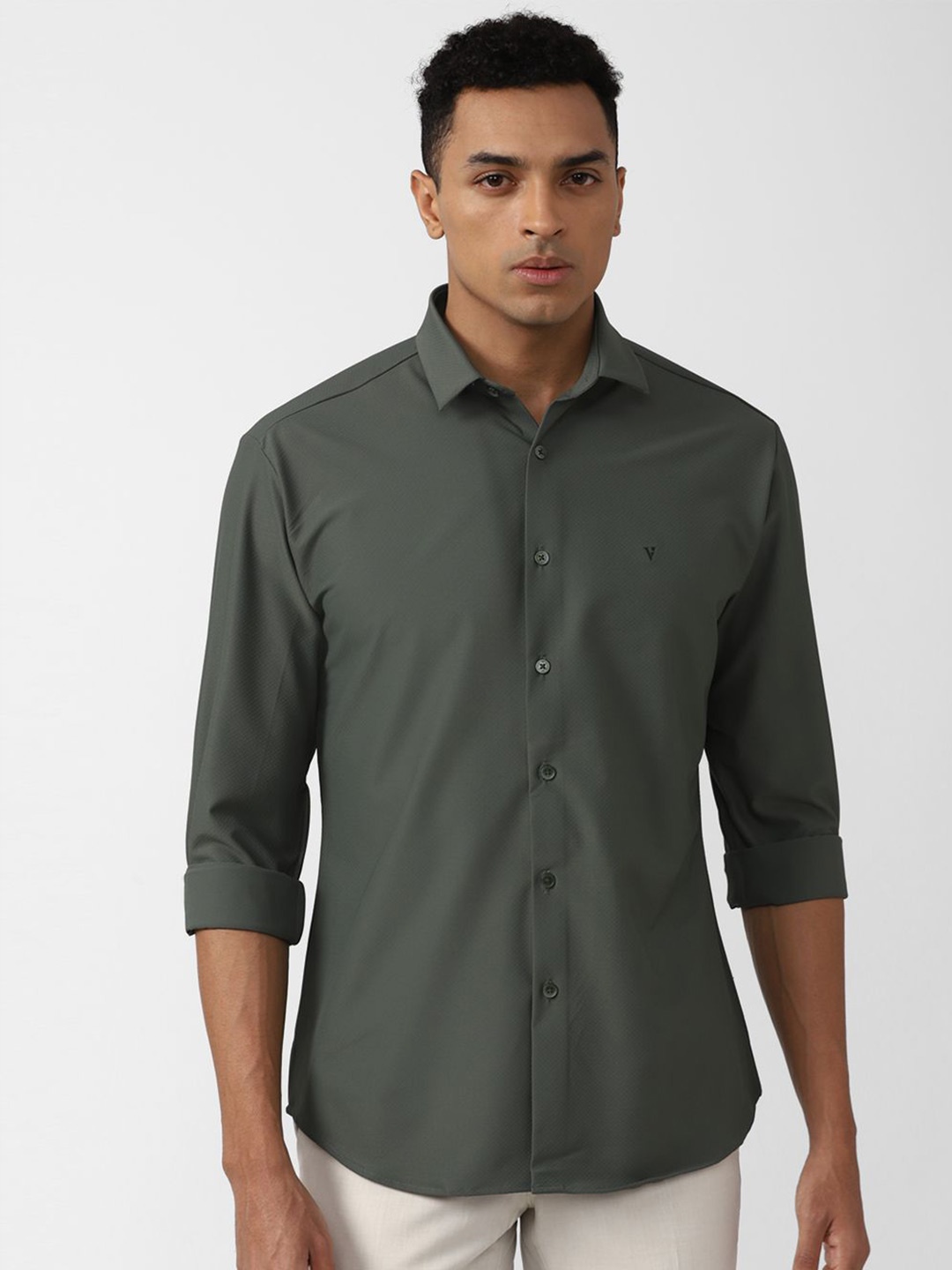 

V Dot Men Slim Fit Opaque Party Shirt, Olive