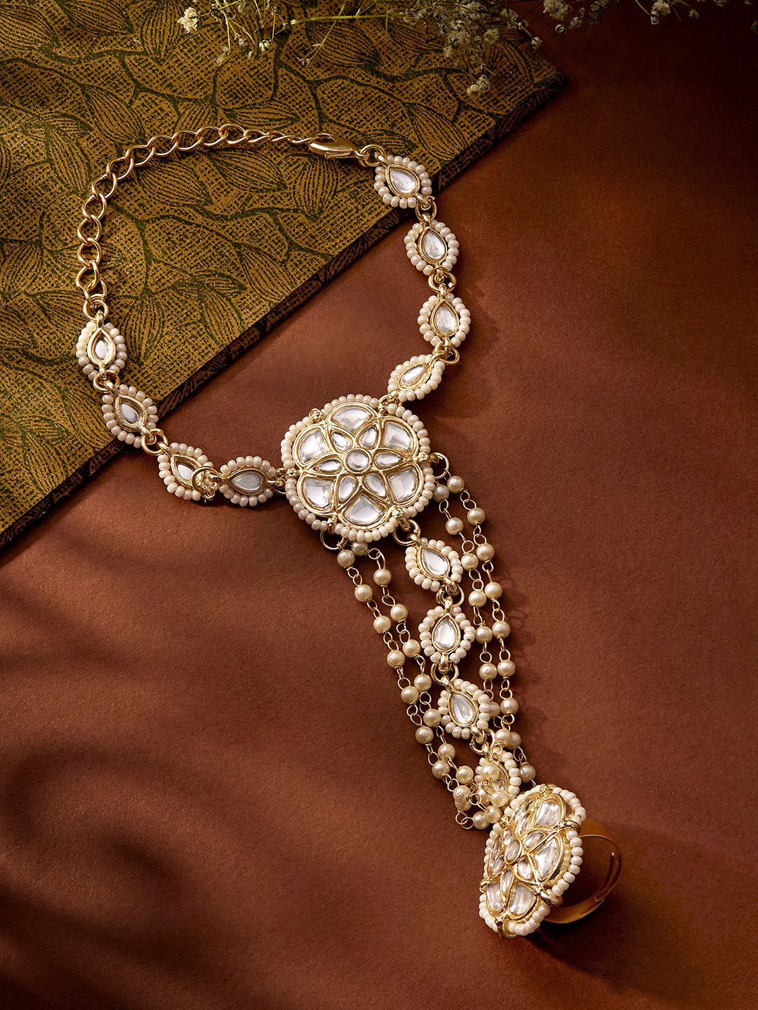 

Priyaasi Gold-Plated Kundan Ring Bracelet